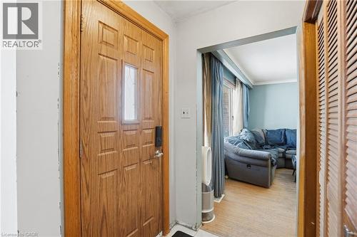 57 Gainsborough Road, Hamilton, ON - Indoor Photo Showing Other Room