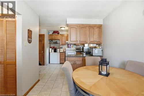 57 Gainsborough Road, Hamilton, ON - Indoor Photo Showing Kitchen