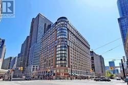 309 - 7 CARLTON STREET  Toronto, ON M5B 2M3