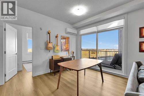 2216, 200 Seton Circle Se, Calgary, AB - Indoor Photo Showing Living Room