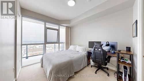 607 - 560 North Service Road, Grimsby, ON - Indoor Photo Showing Bedroom