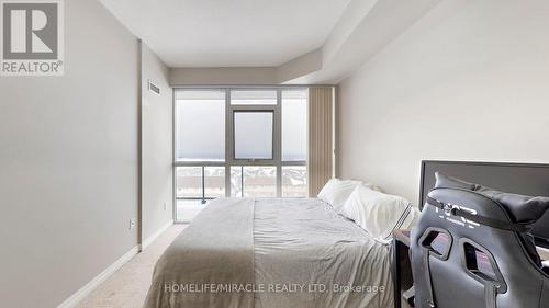 607 - 560 North Service Road, Grimsby, ON - Indoor Photo Showing Bedroom