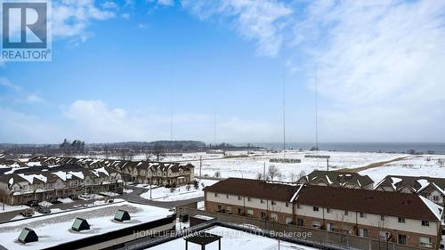 607 - 560 North Service Road, Grimsby, ON - Outdoor With View