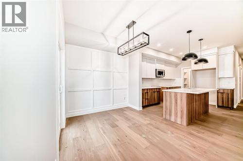 Dining area - 508 Heritage Boulevard, Cochrane, AB - Indoor Photo Showing Kitchen