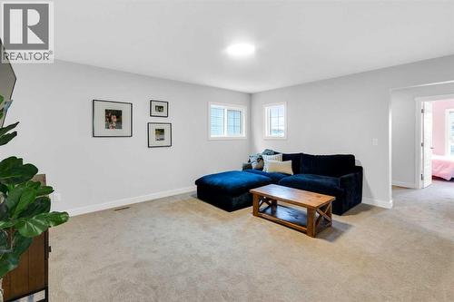 287 Rivercrest Boulevard, Cochrane, AB - Indoor