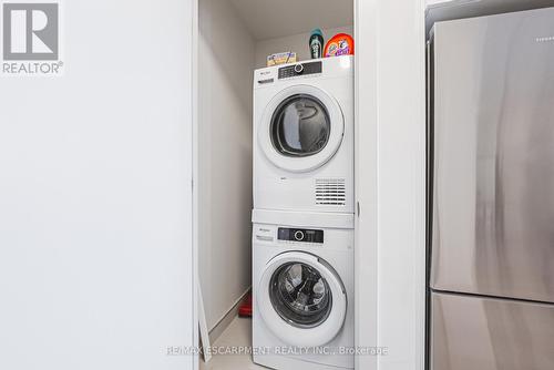 1710 - 385 Winston Road, Grimsby, ON - Indoor Photo Showing Laundry Room