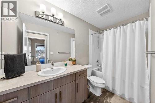 302, 200 Cranfield Common Se, Calgary, AB - Indoor Photo Showing Bathroom