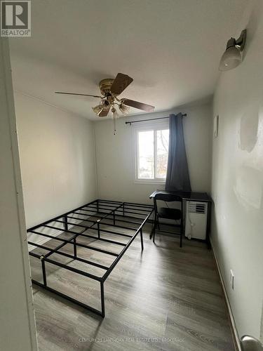6 Woodstone Crescent, Kingston (Central City West), ON - Indoor