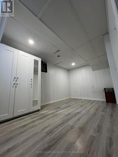 6 Woodstone Crescent, Kingston (Central City West), ON - Indoor