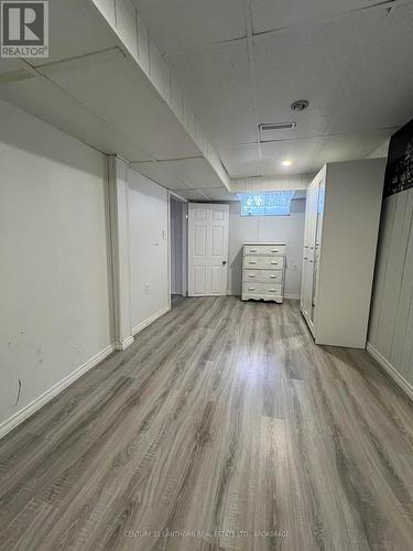 6 Woodstone Crescent, Kingston (Central City West), ON - Indoor