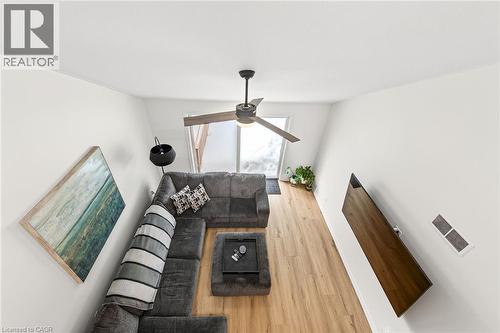 9 Chicory Crescent, St. Catharines, ON - Indoor