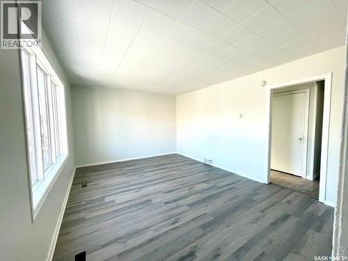 4201 6Th Avenue, Regina, SK - Indoor Photo Showing Other Room