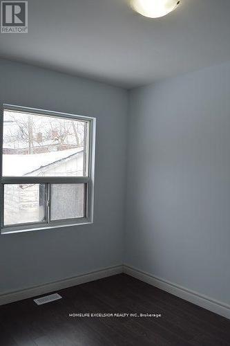 Main Upper - 3 Strode Drive, Toronto, ON - Indoor Photo Showing Other Room