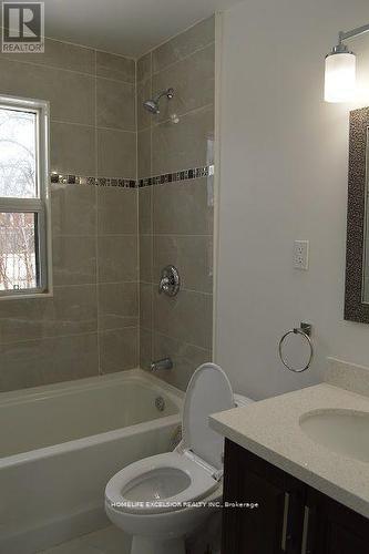 Main Upper - 3 Strode Drive, Toronto, ON - Indoor Photo Showing Bathroom