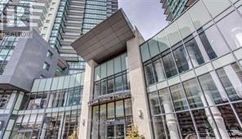 2906 - 5168 Yonge Street, Toronto, ON - Outdoor