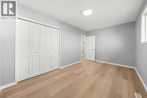 4520 Greenview Drive Ne, Calgary, AB - Indoor Photo Showing Other Room