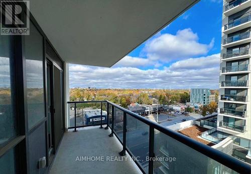 804 - 30 SAMUEL WOOD WAY  Toronto, ON M9B 0C9