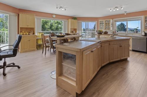 209 27Th Avenue, Erickson, BC - Indoor