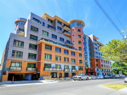 818-1029 View St  Victoria, BC V8V 4Y3