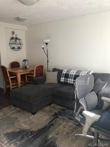 104-2766 Peatt Rd  Langford, BC V9B 3V3