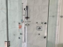 Salle de bains attenante à la CCP - 