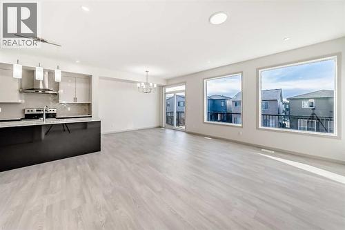 31 Lucas Passage Nw, Calgary, AB - Indoor
