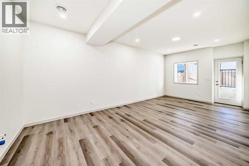 31 Lucas Passage Nw, Calgary, AB - Indoor Photo Showing Other Room