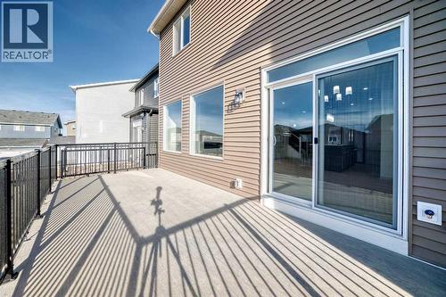 31 Lucas Passage Nw, Calgary, AB - Outdoor