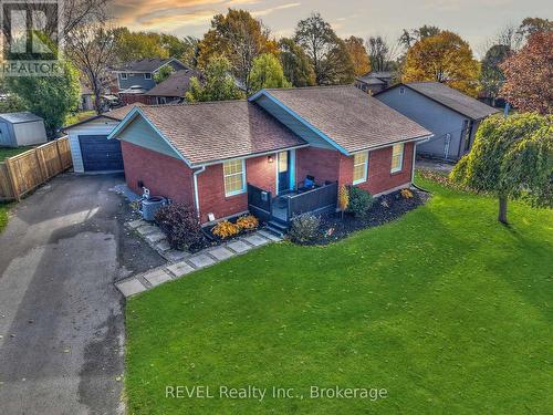 11 NEWLEAF CRESCENT  Welland (N. Welland), ON L3C 6B4