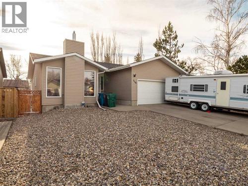 146 Oxford Road W  Lethbridge, AB T1K 4V4