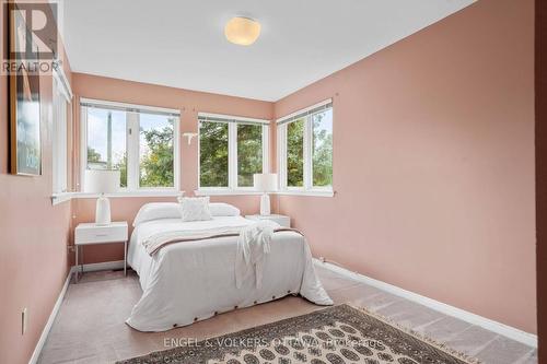 29 Aylmer Avenue, Ottawa, ON - Indoor Photo Showing Bedroom