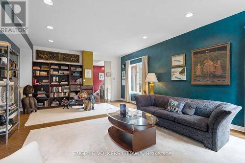 29 Aylmer Avenue, Ottawa, ON - Indoor Photo Showing Living Room