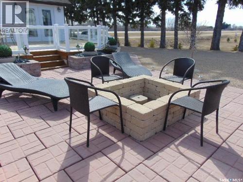 224 Service Road W, Norquay, SK - Outdoor With Deck Patio Veranda