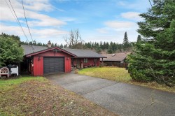 881 Cortez Rd  Campbell River, BC V9W 6J9