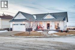 536 8 Street NE  Three Hills, AB T0M 2A0