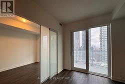 1906 - 100 DALHOUSIE STREET  Toronto, ON M5B 0C7