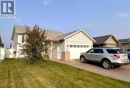 223 15 Street E, Brooks, AB - Outdoor