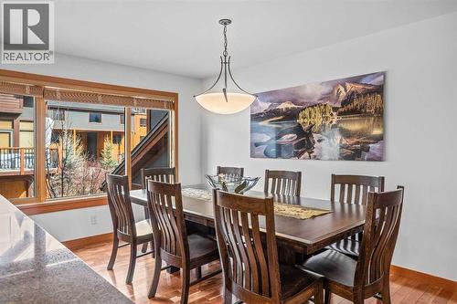 7 Creekside Mews, Canmore, AB - Indoor Photo Showing Dining Room