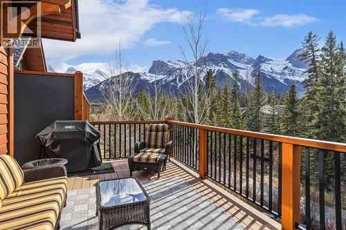 7 Creekside Mews, Canmore, AB - Outdoor With Deck Patio Veranda With Exterior