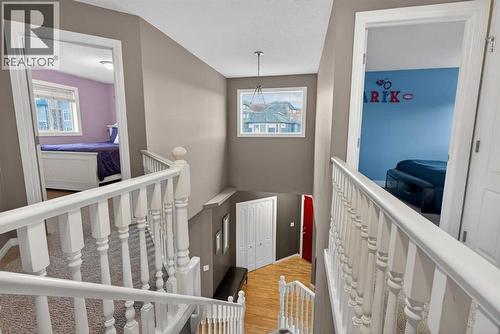 69 Elkton Way Sw, Calgary, AB - Indoor Photo Showing Other Room