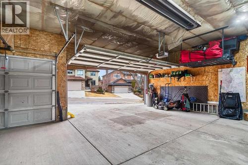 69 Elkton Way Sw, Calgary, AB - Indoor Photo Showing Garage