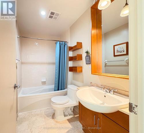 1015 - 60 Byng Avenue, Toronto, ON - Indoor Photo Showing Bathroom