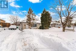 UPPER - 48 DAVENPORT CRESCENT  Brampton, ON L6T 3L6