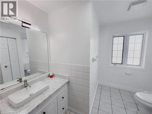 303 Bankside Drive, Kitchener, ON - Indoor Photo Showing Bathroom