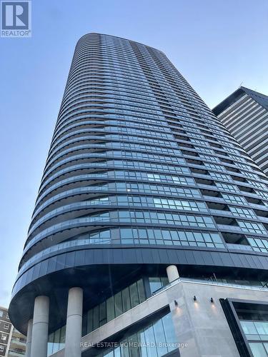 1118 - 585 BLOOR STREET E  Toronto, ON M4W 0B3