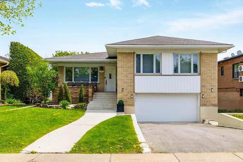 2490 Rue Major  Montréal (Saint-Laurent), QC H4M 1E4