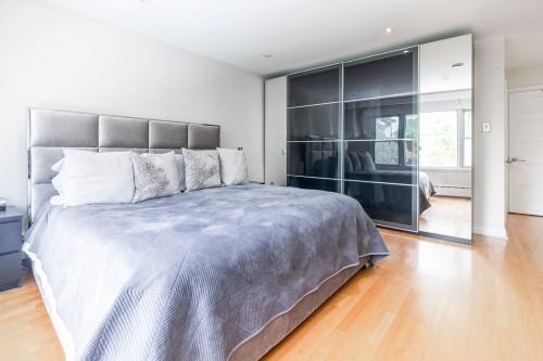 Primary bedroom - 2490 Rue Major, Montréal (Saint-Laurent), QC - Indoor Photo Showing Bedroom
