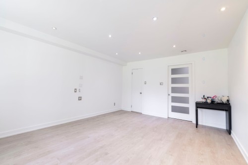 Den - 2490 Rue Major, Montréal (Saint-Laurent), QC - Indoor Photo Showing Other Room