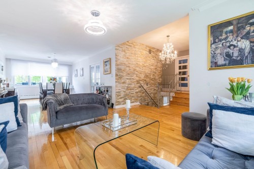 Overall view - 2490 Rue Major, Montréal (Saint-Laurent), QC - Indoor Photo Showing Living Room