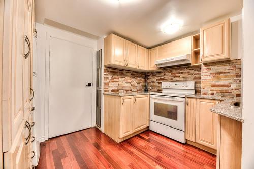Cuisinette - 5782 Rue Fleet, Hampstead, QC - Indoor Photo Showing Kitchen